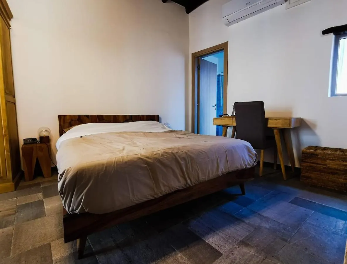 Natural Made Otel Palermo 0*,